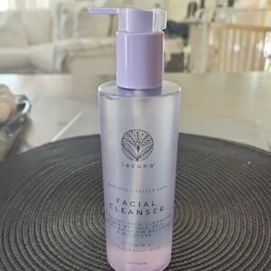 Lacuna Vitamin E & Hyaluronic Acid Facial Cleanser